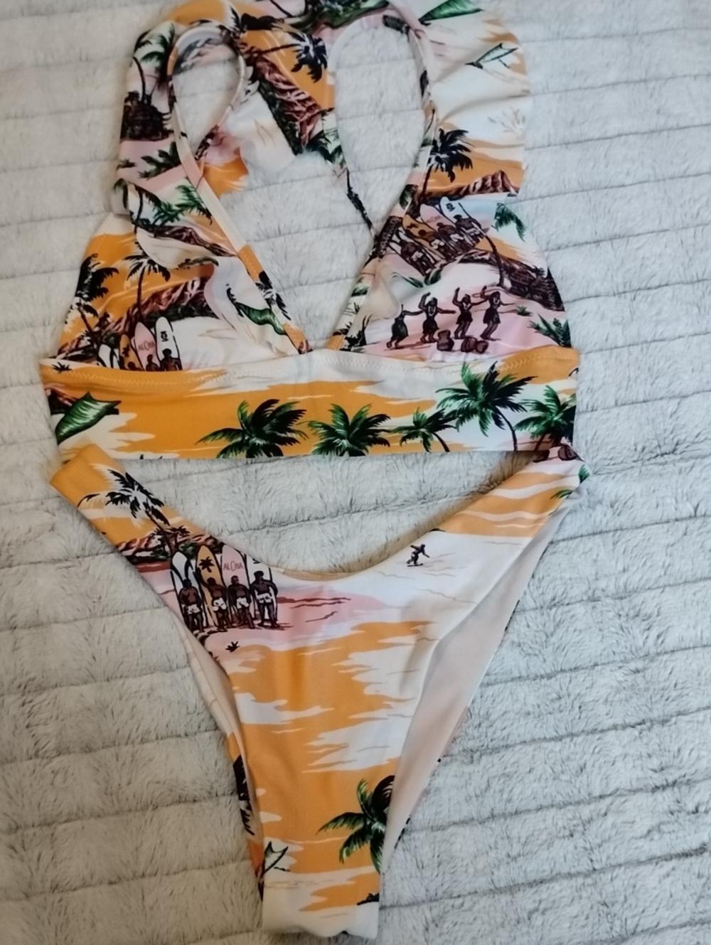aerie Fun Vintage Hawaii Surf Style Print Bikini Ruffled Tropical